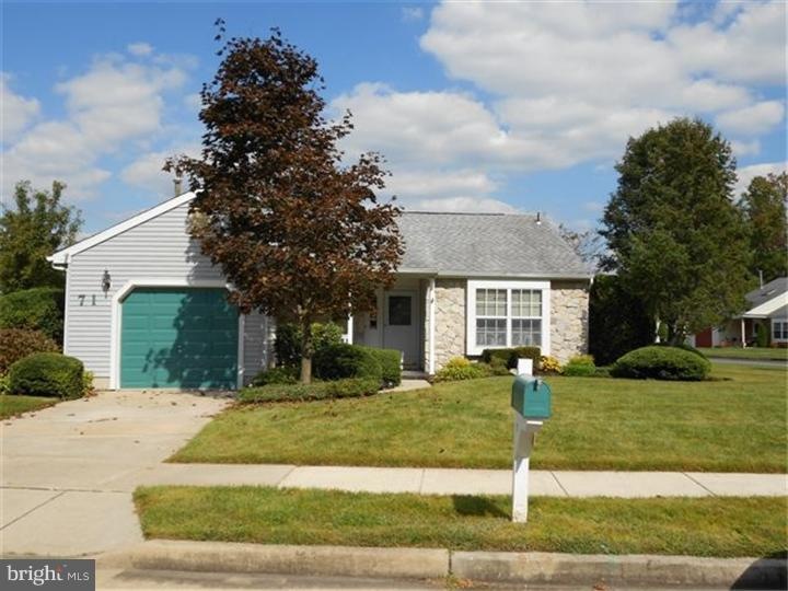 71 Lakebridge Dr, Woodbury, NJ 08096 - photo 1