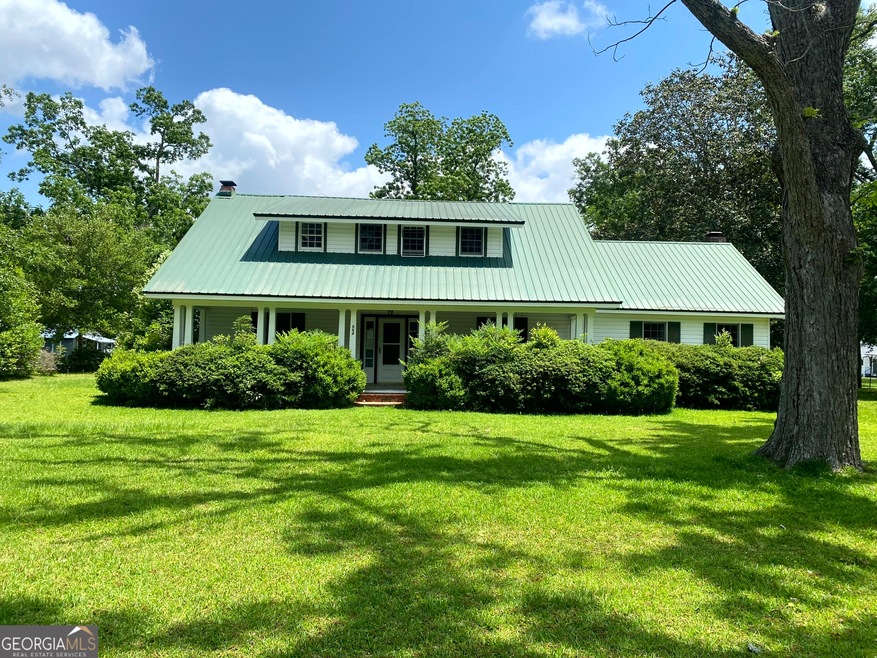 664 S Main St, Enigma, GA 31749 - photo 1