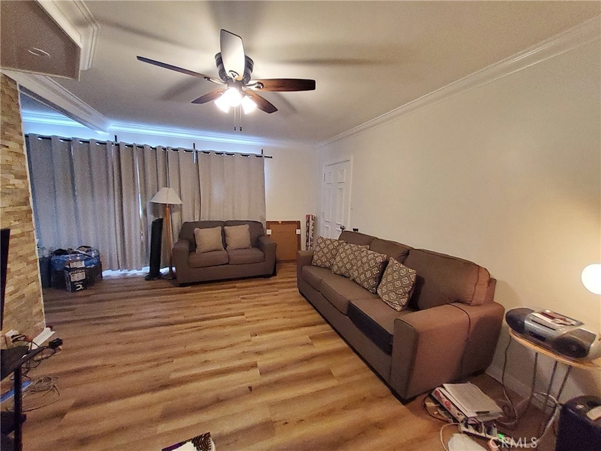 728 Cedar Ave unit 29, Long Beach, CA 90813 - photo 1