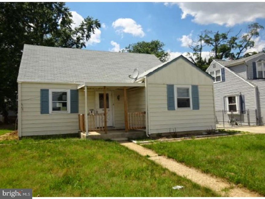 424 Nassau Ave, Paulsboro, NJ 08066 - photo 1
