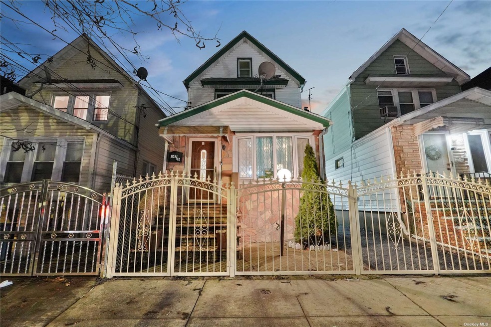 14726 110th Rd, Jamaica, NY 11435 - photo 1