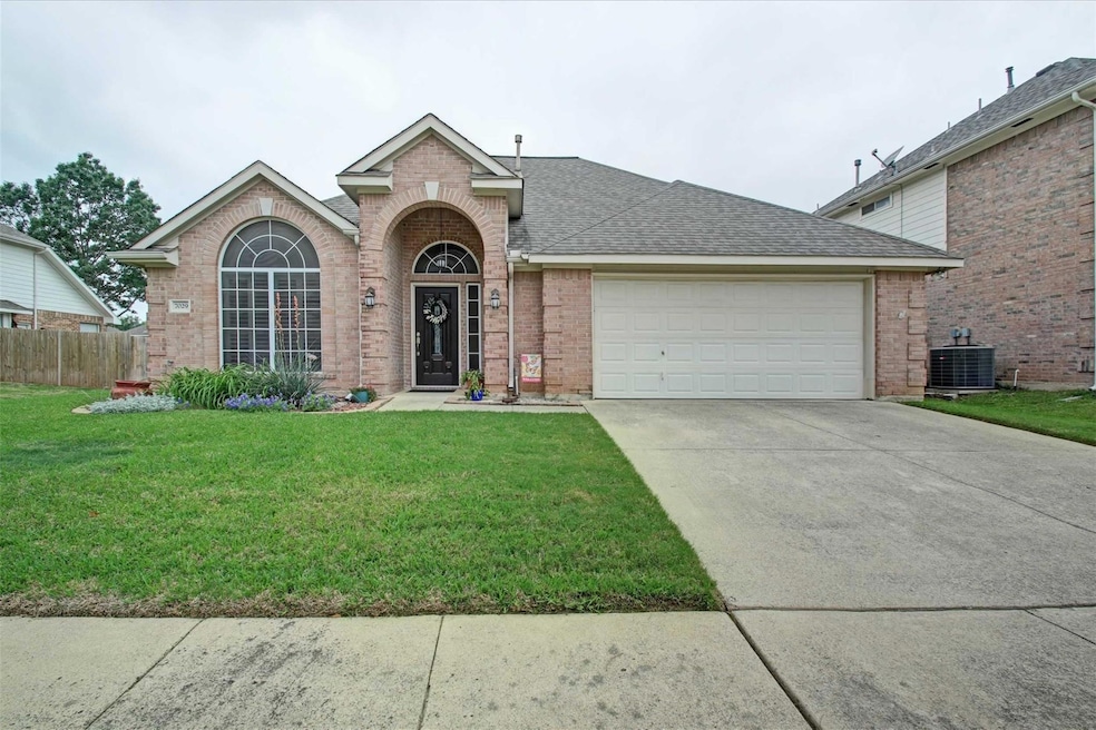7029 Michael Dr, North Richland Hills, TX 76182 - photo 1