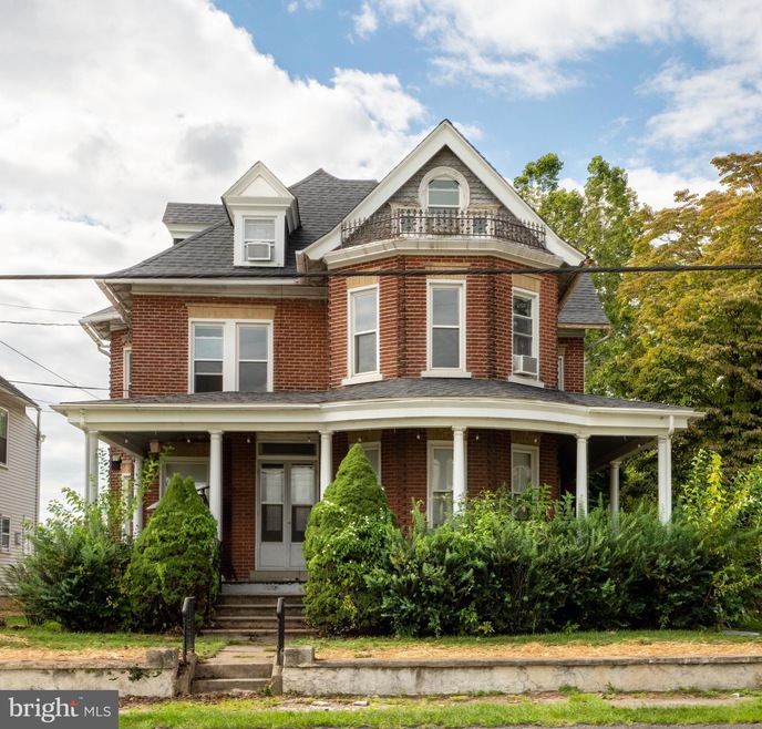5655 E Texas Rd unit 3, Macungie, PA 18062 - photo 1