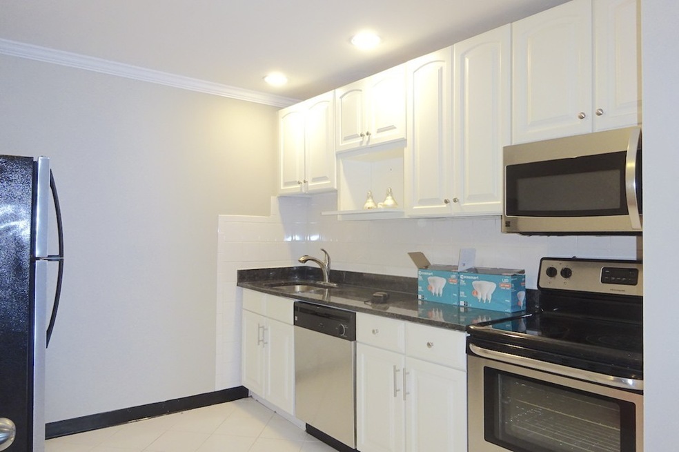 71 Oxford Ave unit 8, Cambridge, MA 02138 - photo 1