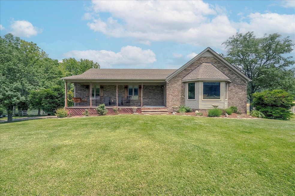 For Sale $979,000