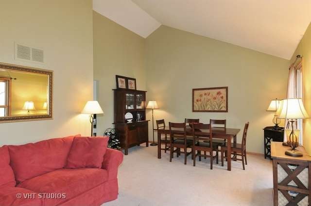 1230 Natchez Trace Cir, Naperville, IL 60540 - photo 1