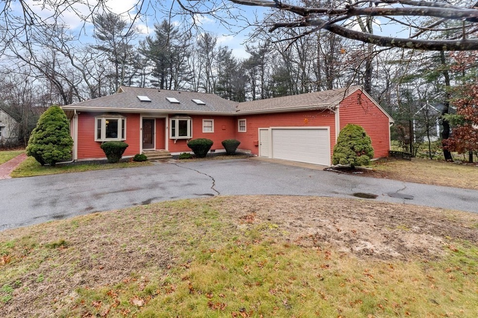 9 Bay Path Ln, Norwell, MA 02061 - photo 1