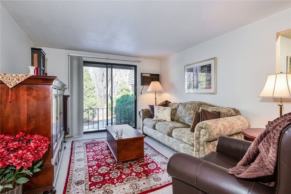 510 Child St unit 407B, Warren, RI 02885 - photo 1