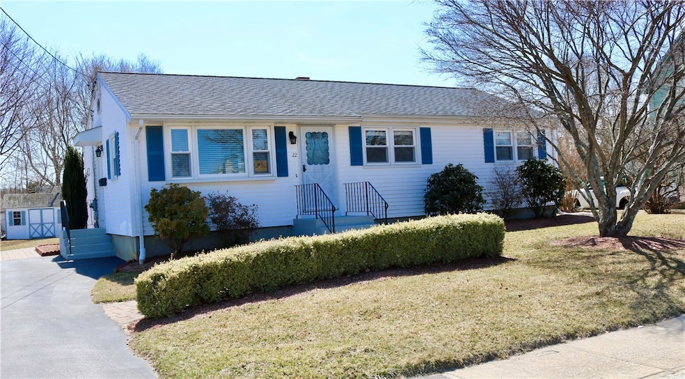 22 Clark St, Westerly, RI 02891 - photo 1