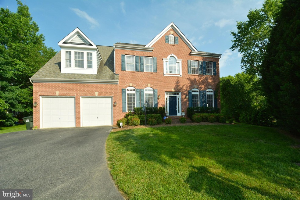 7214 White House Dr, Springfield, VA 22153 - photo 1