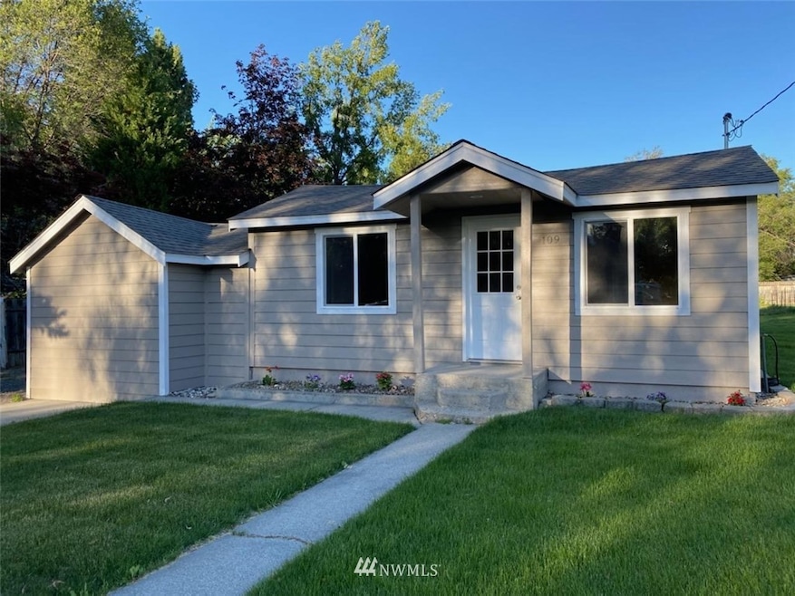 109 N Keller Ave, East Wenatchee, WA 98802 - photo 1