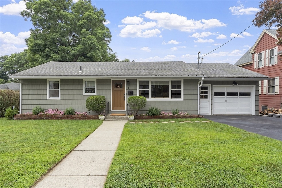 4 S Edlin St, Worcester, MA 01603 - photo 1