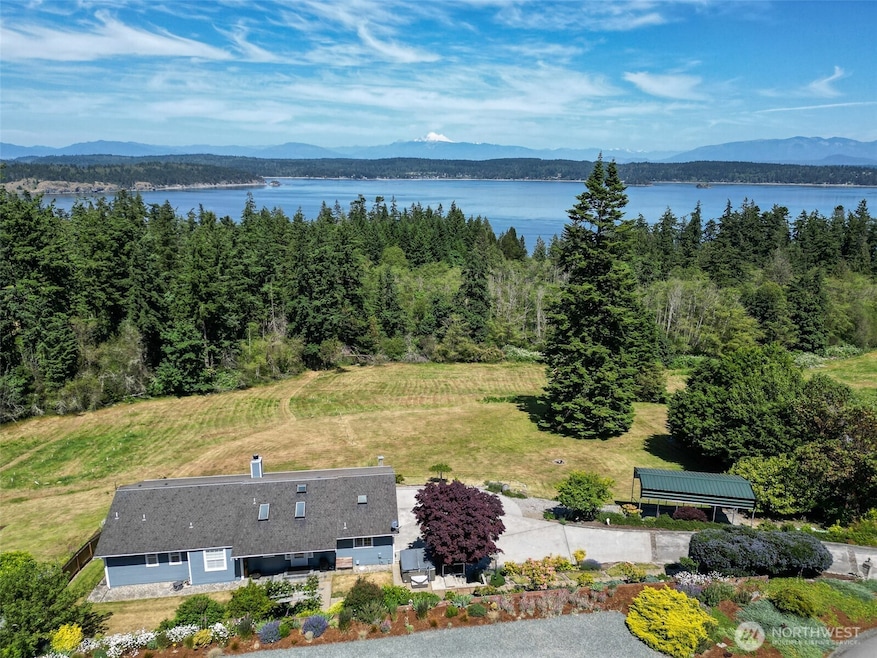 For Sale $764,950 • Co-Listing Agent