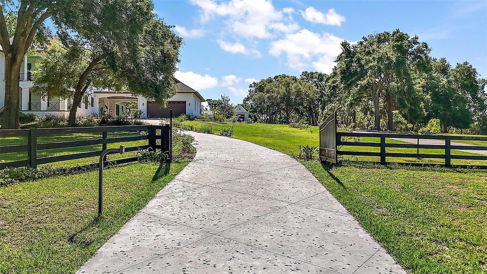 For Sale $1,195,000 • Co-Listing Agent