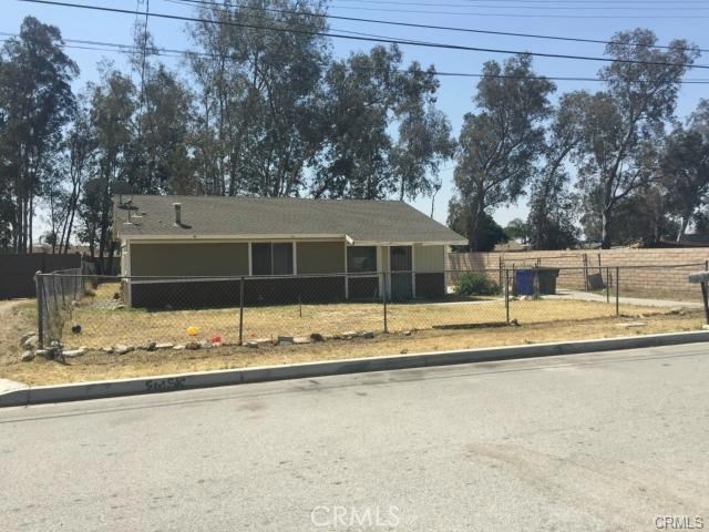 14543 El Molino St, Fontana, CA 92335 - photo 1