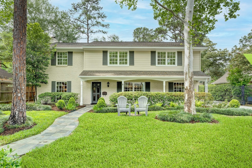 13747 Kingsride Ln, Houston, TX 77079 - photo 1