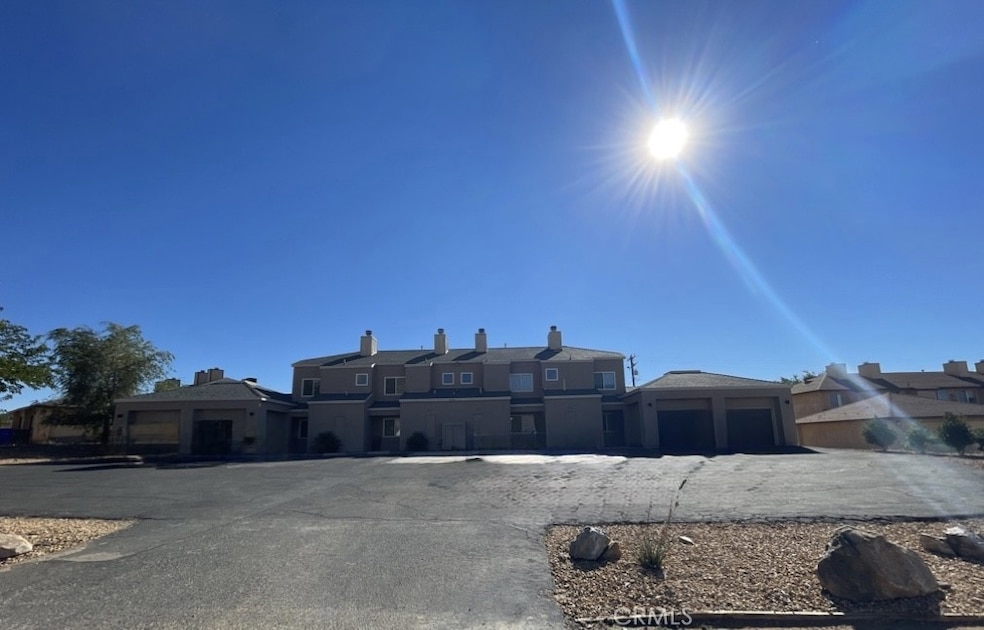 20157 Carlisle Rd unit C, Apple Valley, CA 92307 - photo 1