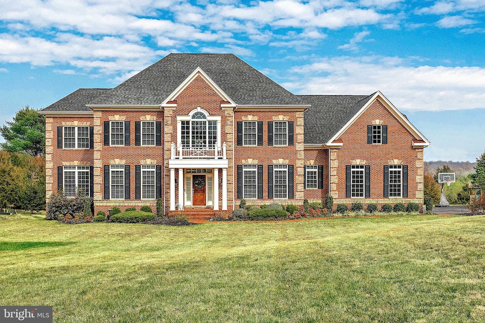 12246 Clifton Point Dr, Clifton, VA 20124 - photo 1