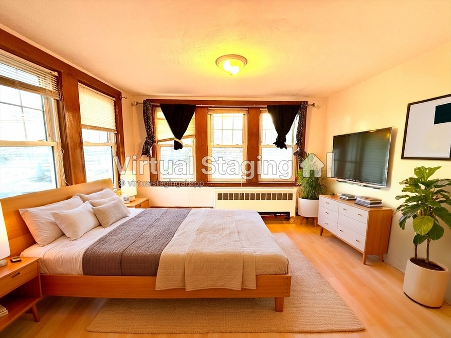 77 Dale St unit 3, Waltham, MA 02451 - photo 1