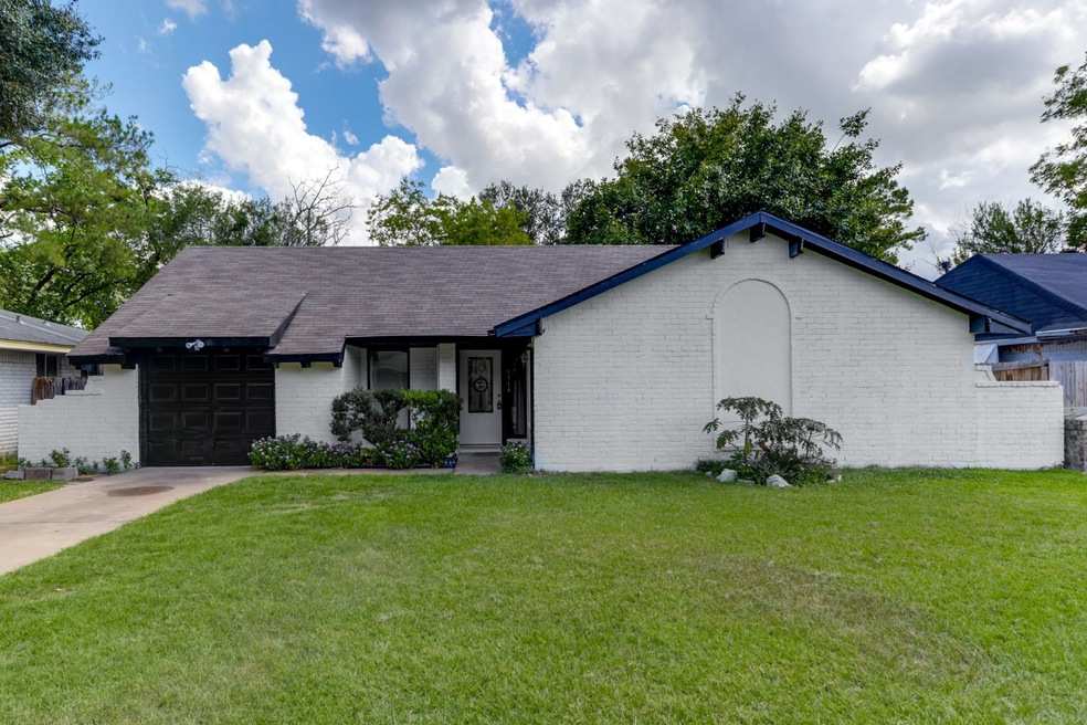 9514 Jaywood Dr, Houston, TX 77040 - photo 1