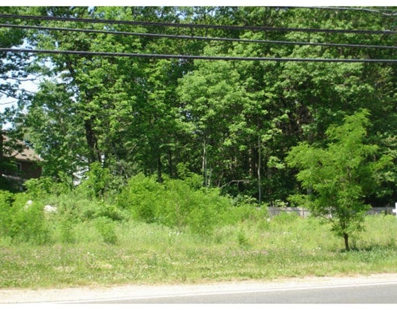 1717 Turnpike St, North Andover, MA 01845 - photo 1