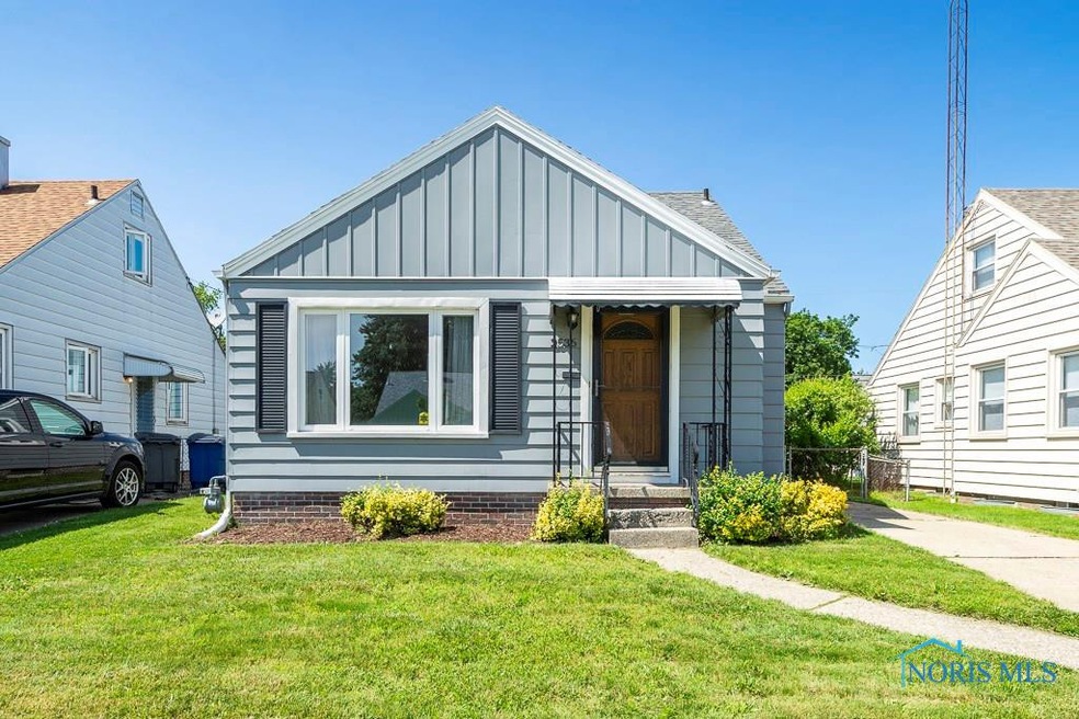 2536 Lambert Dr, Toledo, OH 43613 - photo 1