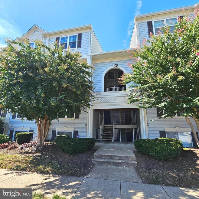 9250 Cardinal Forest Ln unit 201, Lorton, VA 22079 - photo 1