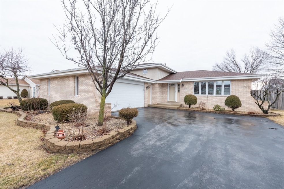 8959 King Place, Crown Point, IN 46307 - photo 1