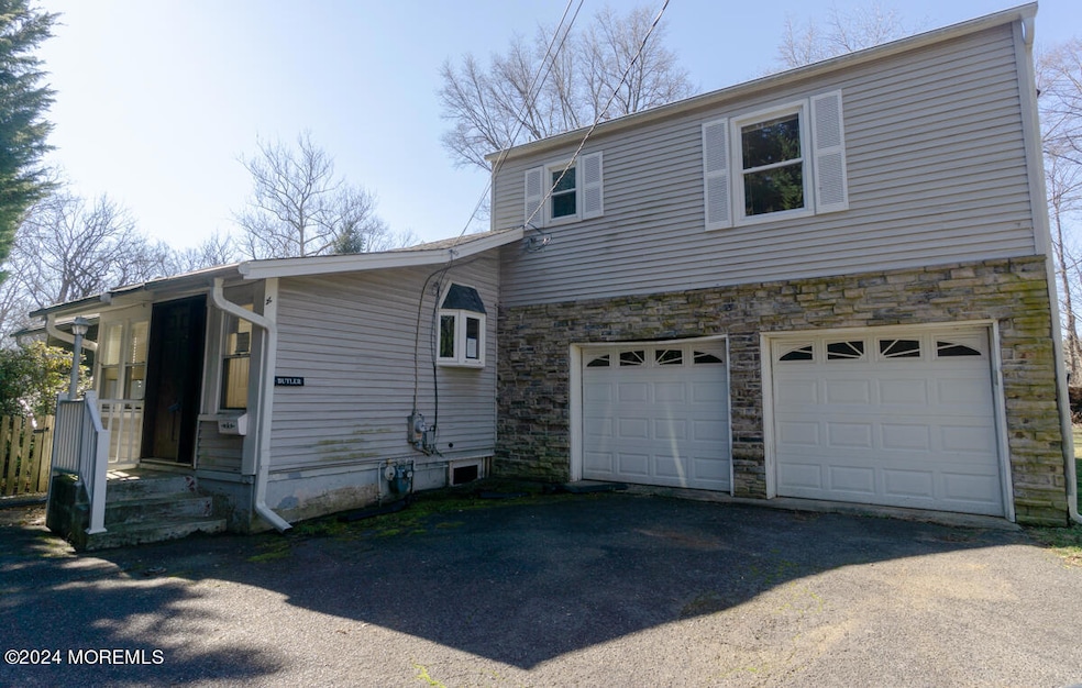 Sold $690,355 • Co-Listing Agent