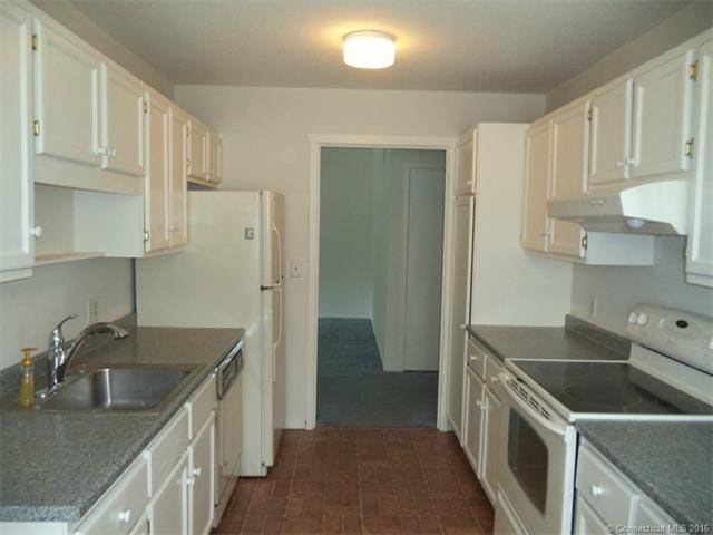 971A Heritage Village unit A, Southbury, CT 06488 - photo 1