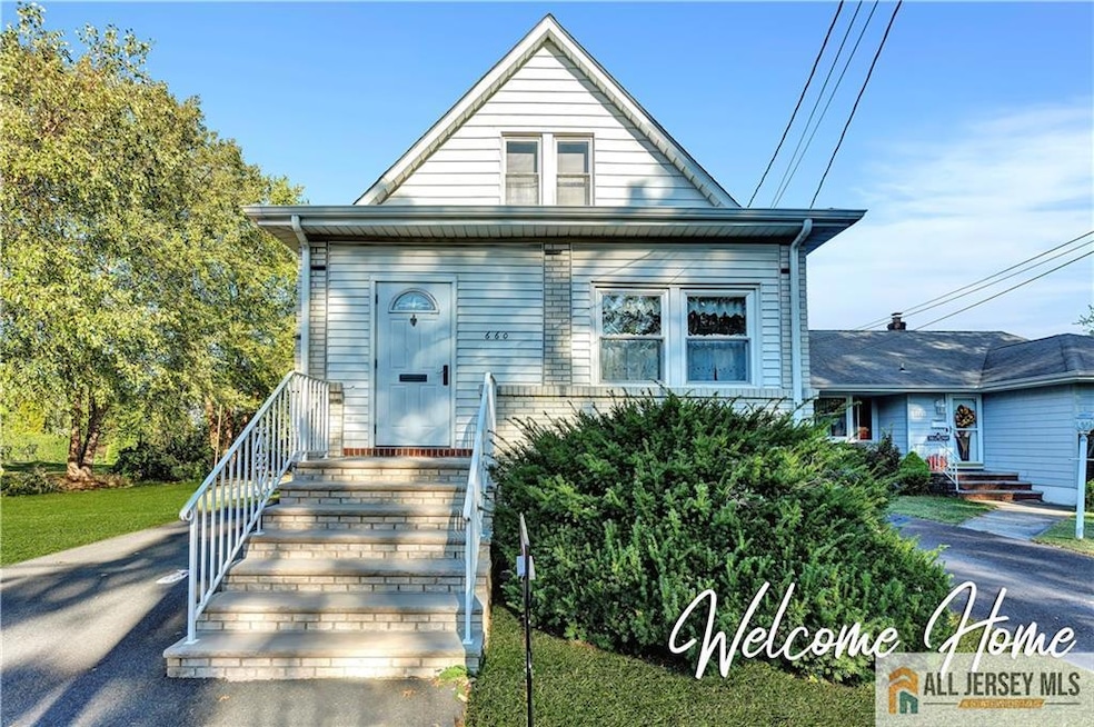 Under Contract $435,950