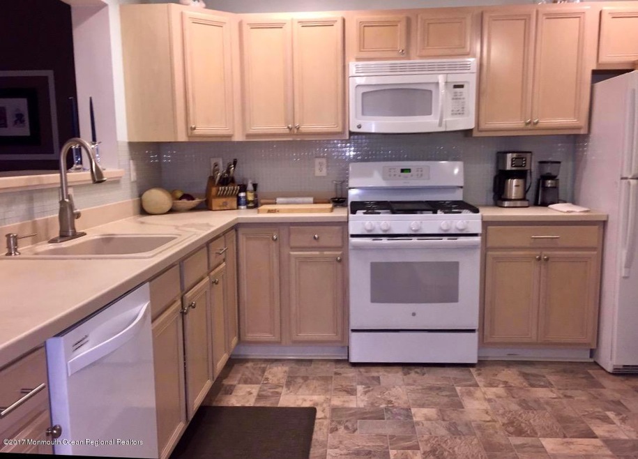 87Watson Kitchen