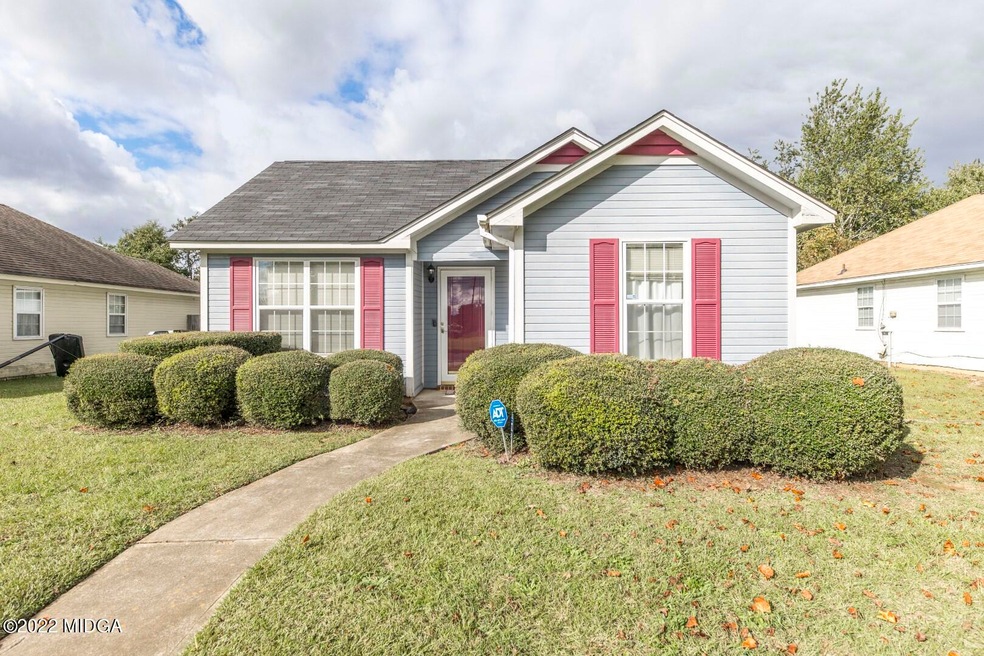 304 Kensington Cir 10