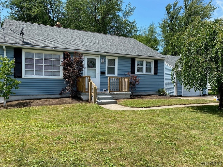 806 Nash Rd, North Tonawanda, NY 14120 - photo 1