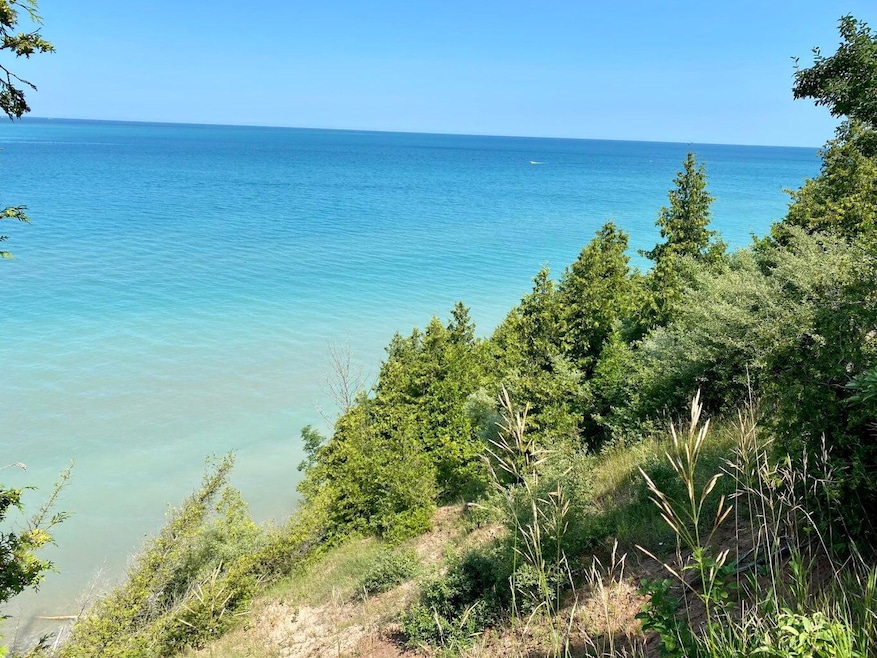 Sold $400,000 • Co-Listing Agent