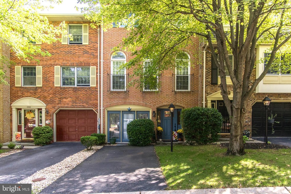 1004 Lindsay Ln, Hagerstown, MD 21742 - photo 1