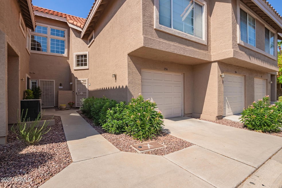 1633 E Lakeside Dr unit 156, Gilbert, AZ 85234 - photo 1