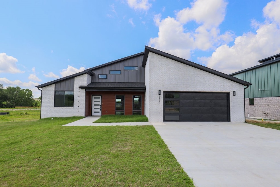 4945 Weeping Willow Ave, Springdale, AR 72764 - photo 1