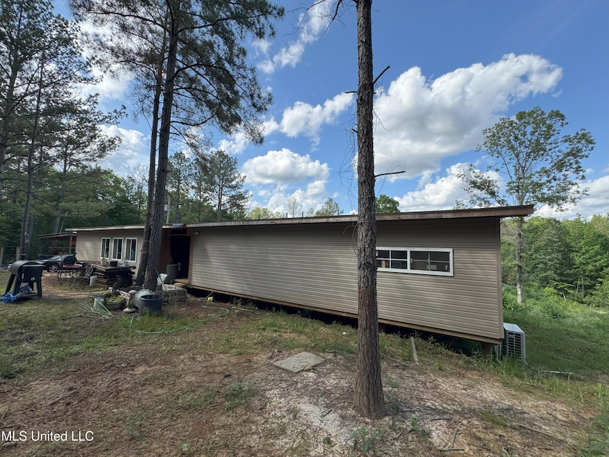 For Sale $122,500 • Co-Listing Agent