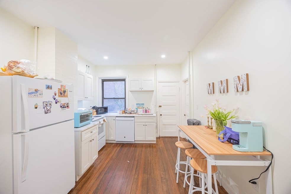 1855 Beacon St unit 1, Brookline, MA 02445 - photo 1