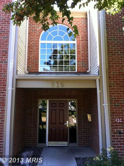 619 Admiral Dr unit 203, Annapolis, MD 21401 - photo 1