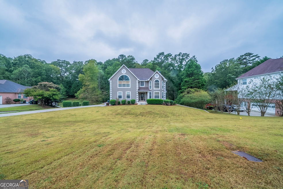 9361 Sweetbriar Cir, Jonesboro, GA 30236 - photo 1