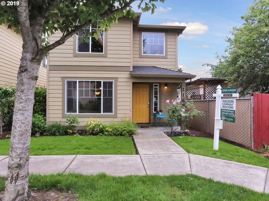 2108 E 3rd St, Newberg, OR 97132 - photo 1