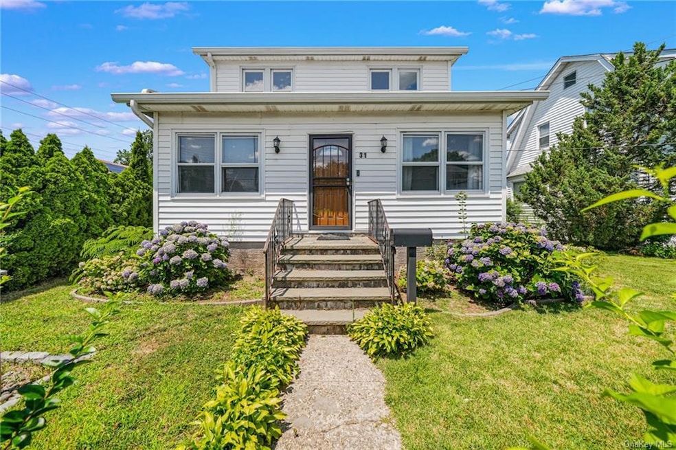 31 Belmont Ave, Yonkers, NY 10704 - photo 1