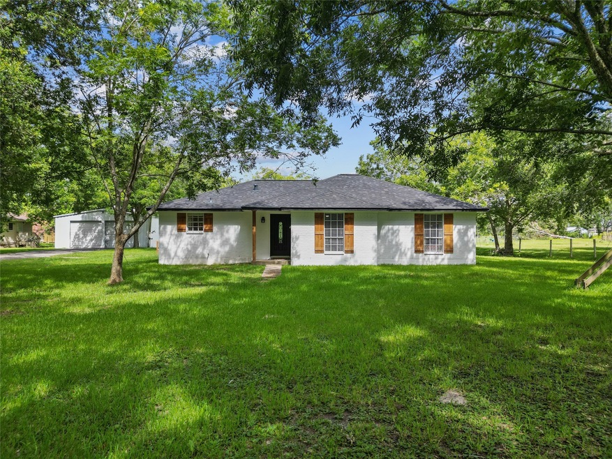 4724 Ike Frank Rd, Santa Fe, TX 77517 - photo 1