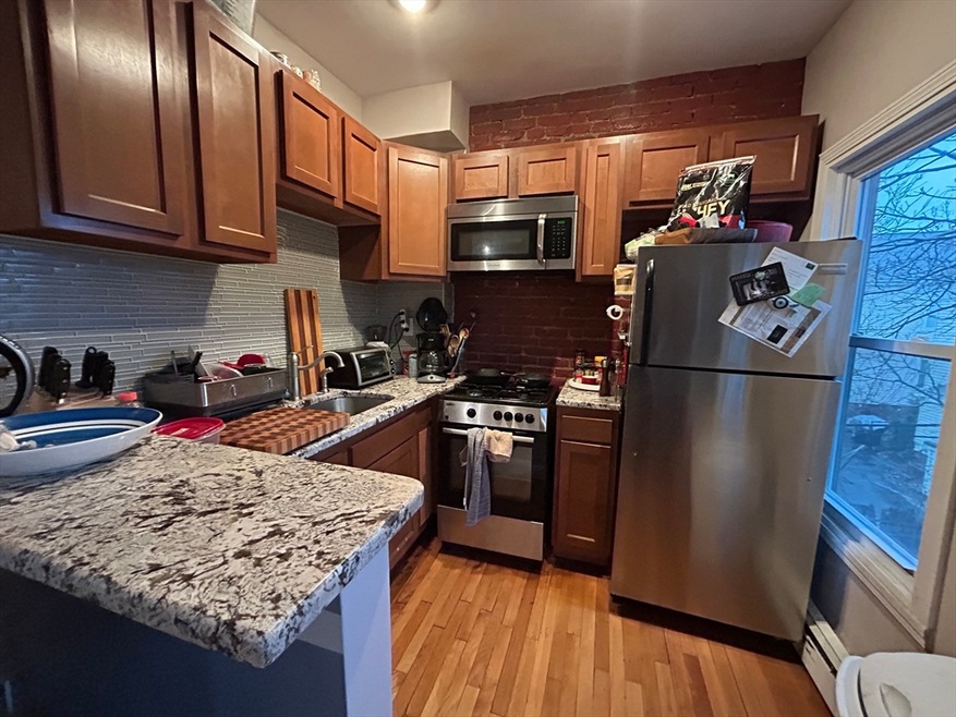 14 Evergreen Square unit 2FL, Somerville, MA 02143 - photo 1