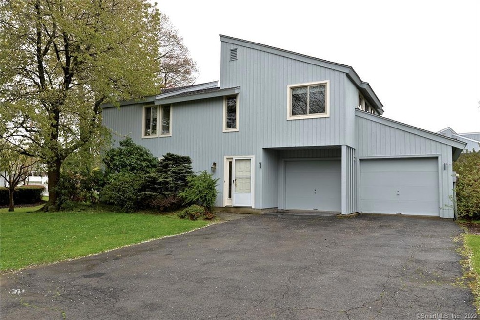 312 Loveland Rd, Stamford, CT 06905 - photo 1