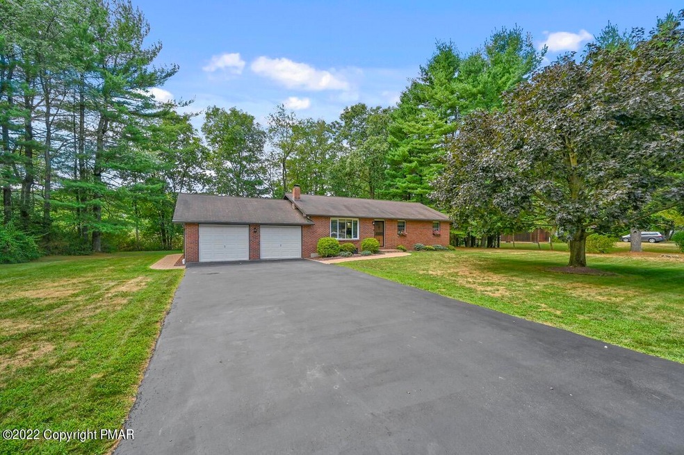 123 Jodi Dr, Stroudsburg, PA 18360 - photo 1