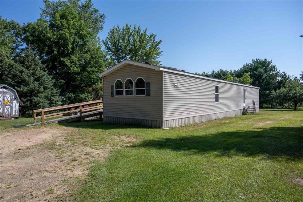 W7508 32nd St, New Lisbon, WI 53950 - photo 1