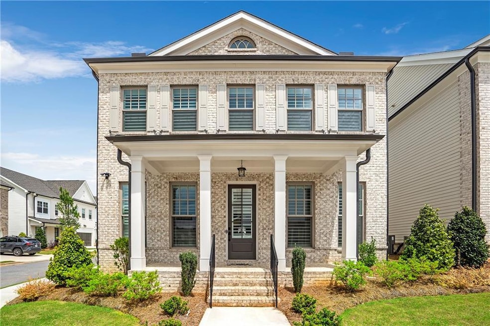 Welcome to Bellmoore Park in prestigious Johns Cre